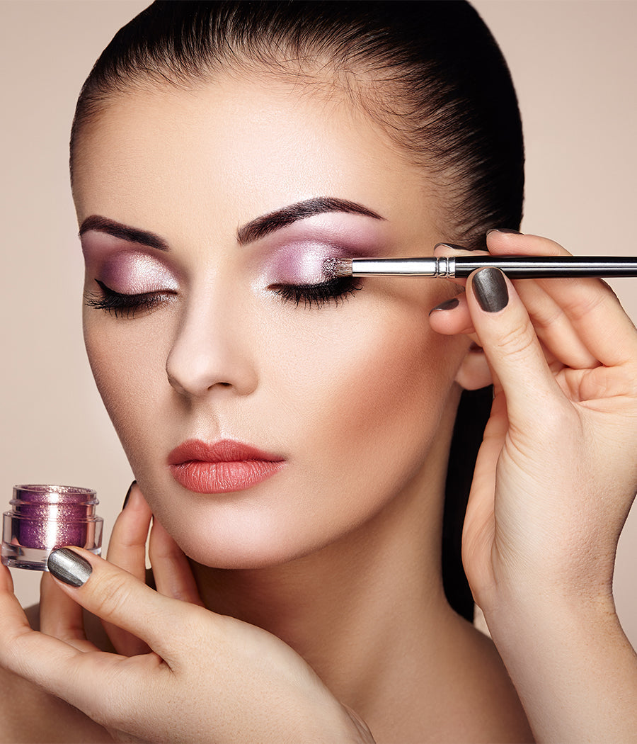 Master Eye Makeup: Transform Your Look with Confidence